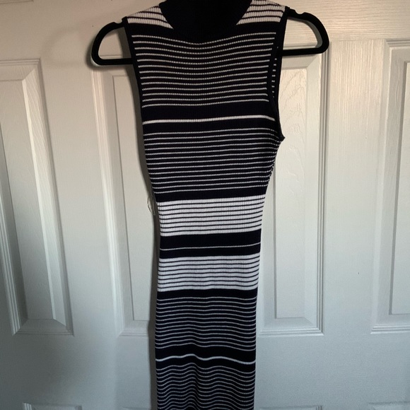 Blue tight dress - Picture 3 of 3